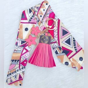 Tassel Charm PINK 